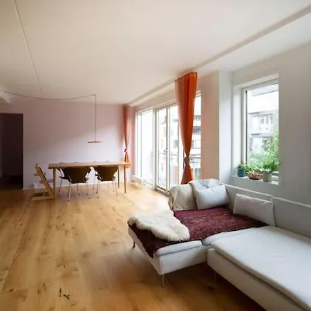 Apartment 113 M2 Venice Style, Luxurious Modern, Unique